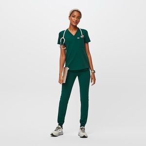 FIGS FOREST GREEN Catarina Scrub Top (S) + Zamora Scrub Bottoms (Regular S) Set